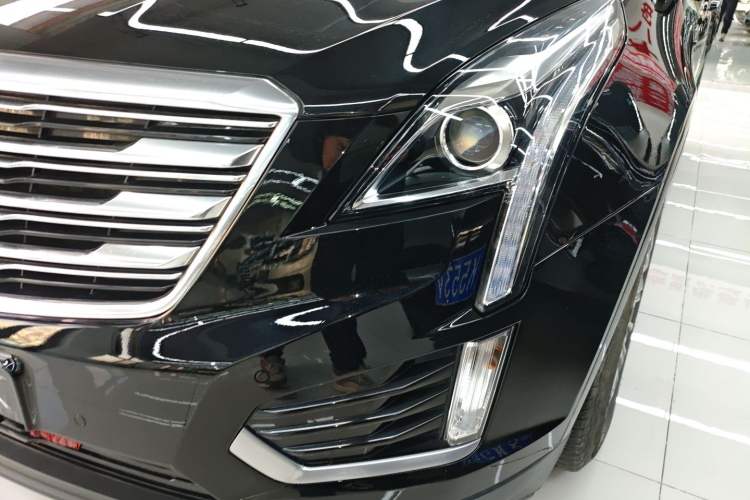 Used Cadillac XT5 2016 25T Luxury Model