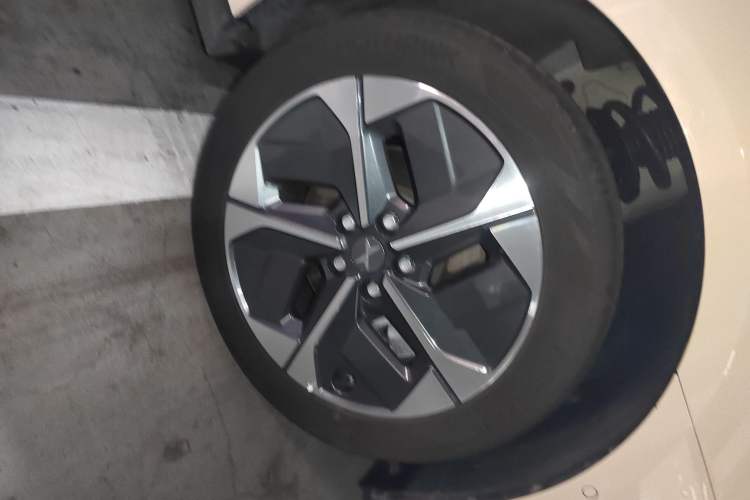 Used XPeng MONA M03 2024 620 with Ultra-Long Range
