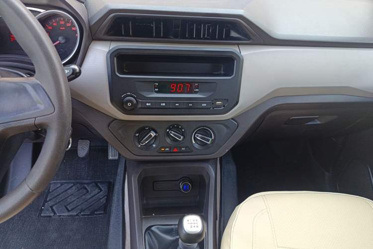 Used Wuling Hongguang 2021 1.5L S Standard Version LAR
