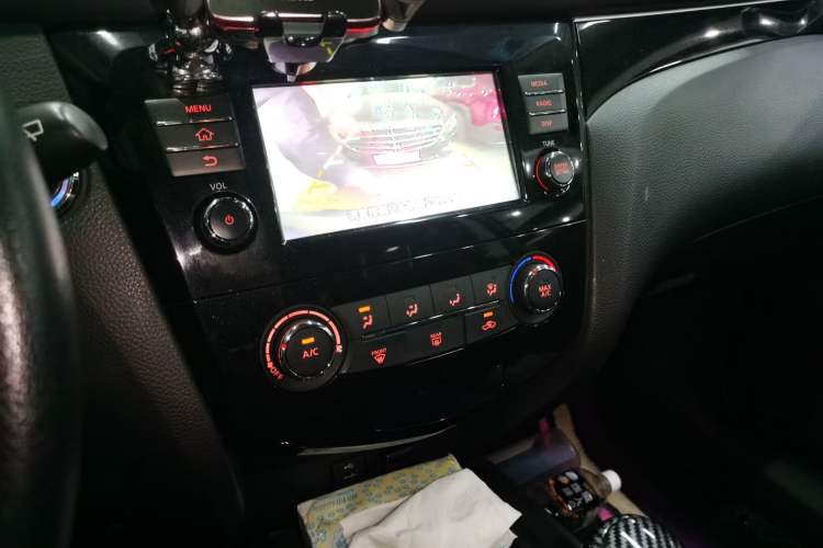 Used Nissan Qashqai 2017 2.0L CVT Smart Enjoyment Version China V Standard
