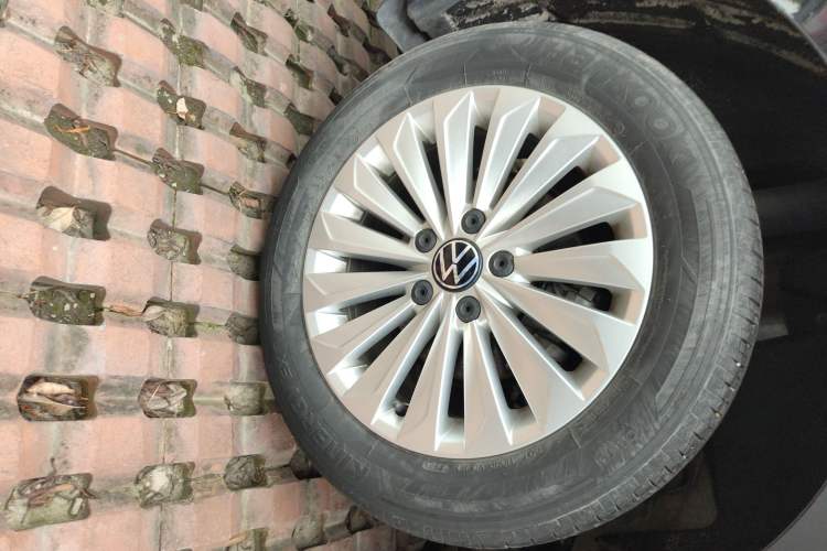 Used Volkswagen Lavida 2022 1.5L Automatic Comfort Edition
