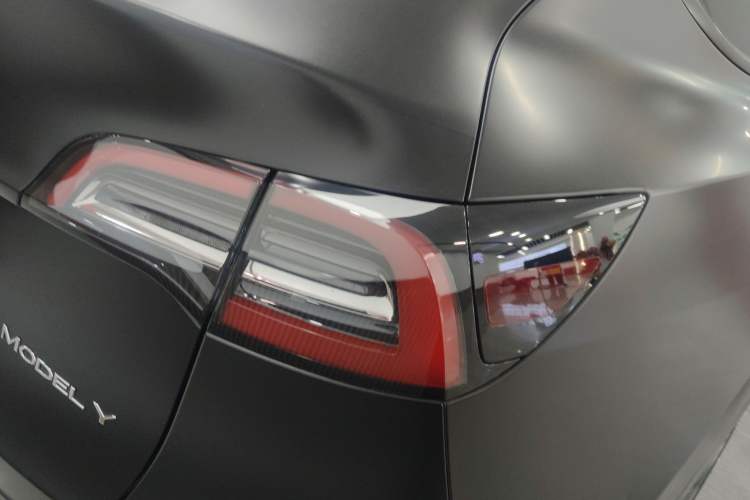 Used Tesla Model Y 2021 Standard Range Rear-Wheel Drive Version