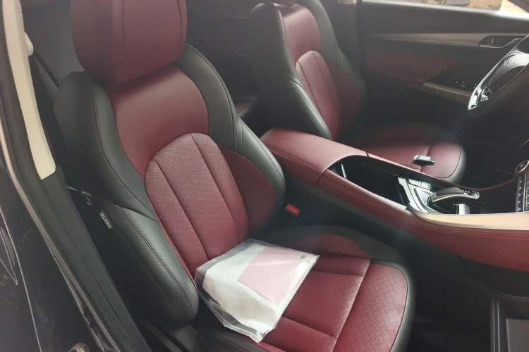 Used Dongfeng Aeolus AX7 2021 PRO 1.6T Automatic Smart Edition
