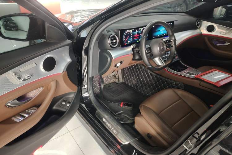 Used Mercedes-Benz E-Class New Energy 2022 E 350 e L Plug-in Hybrid Sports Sedan