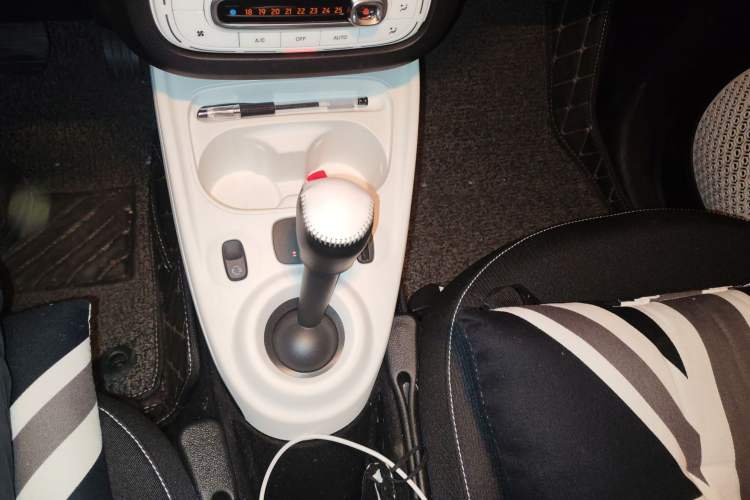 Used smart forfour 2018 1.0L 52kW Passion Edition
