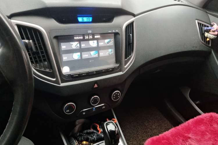 Used Hyundai ix25 2015 1.6L Automatic Two-Wheel Drive Smart GLS Trim