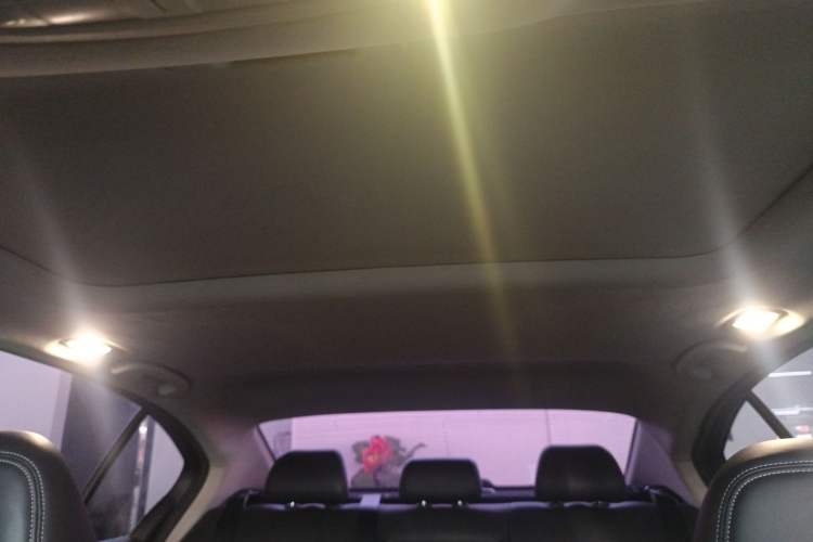 Used Infiniti Q50L 2018 2.0T Enjoyment Version China VI Standard
