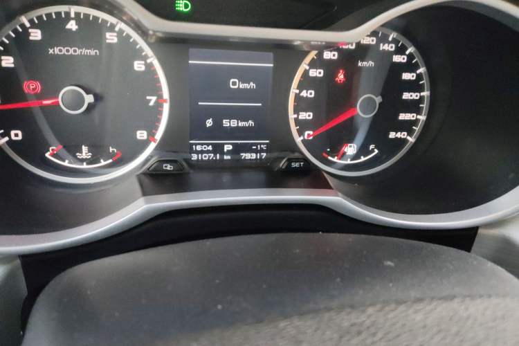 Used Geely Auto Emgrand X7 Sport 2018 1.8TD Automatic Two-Wheel Drive Zhiya Model