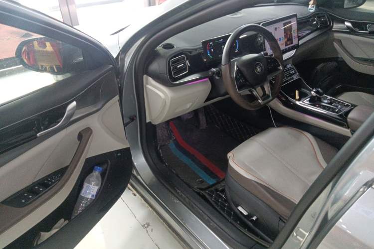 Used BYD Qin PLUS 2023 Champion Edition DM-i 120KM Excellence Model