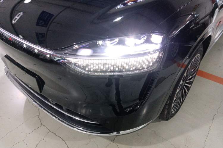 Used Hima AITO M9 2024 Range-Extended Ultra Version 52 kWh 5-Seater Model
