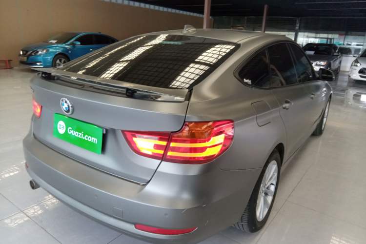 Used BMW 3 Series GT 2016 320i Fashion Model
