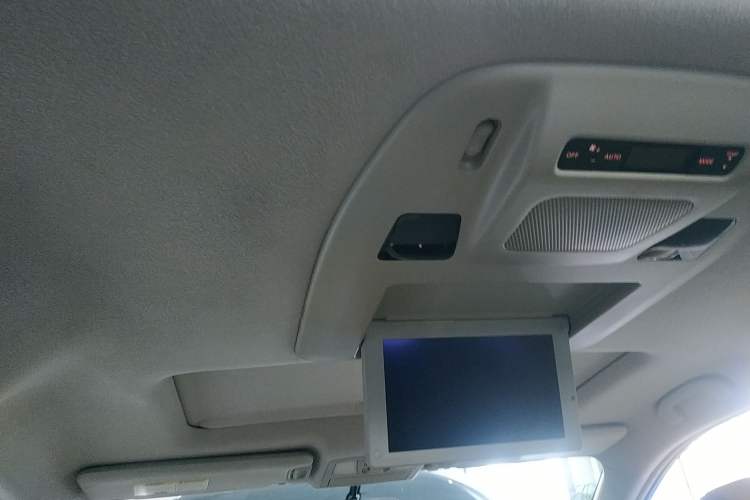 Used Nissan Quest 2012 3.5L SL
