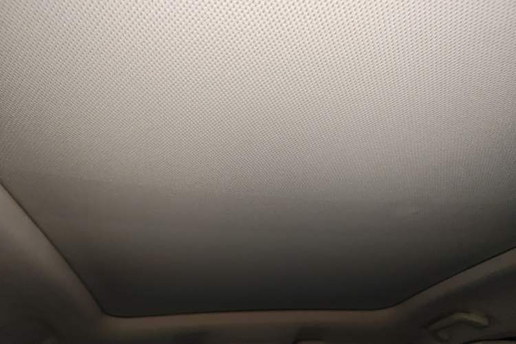 Used Wey VV6 2018 2.0T Two-Wheel-Drive Ultra-Luxury Version China V Standard