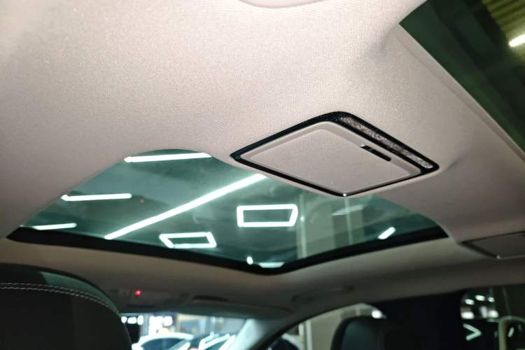 Used Mercedes-Benz C-Class 2019 Restyled C 260 L Sport Edition
