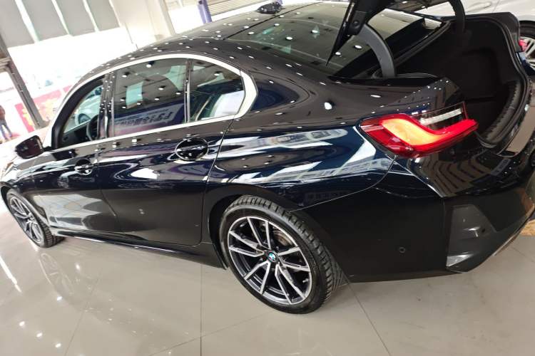 Used BMW 3 Series 2023 325Li M Sport Package
