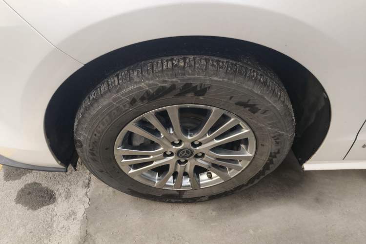 Used Toyota Sienna 2023 2.5L Hybrid Comfort Edition
