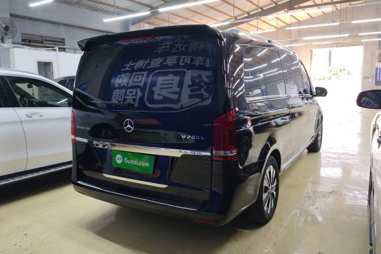 Used Mercedes-Benz Vito 2018 2.0T Elite Version 7 Seats China V Emission Standard
