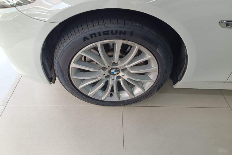 Used BMW 5 Series 2014 535i Design Package Model
