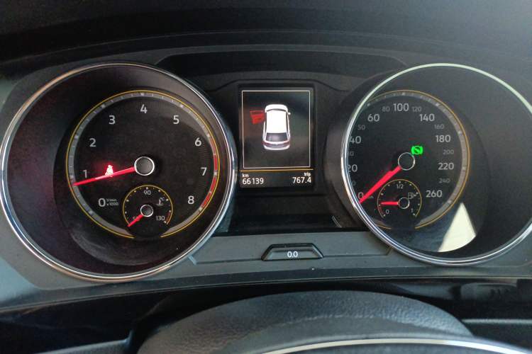 Used Volkswagen Tiguan L 2020 330TSI Automatic Two-Wheel Drive Panoramic Comfort Edition China VI Standard
