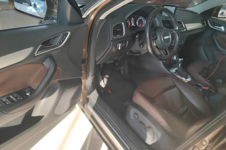 Used Audi Q3 2015 35 TFSI Ambition Edition
