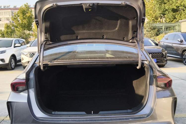 Used GAC Trumpchi EMPOW 2021 270T DCT J15 Version