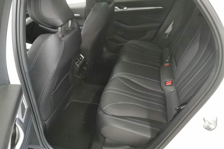 Used Geely Auto Preface 2025 Dongfang Yao 1.5TD Kunlun Edition
