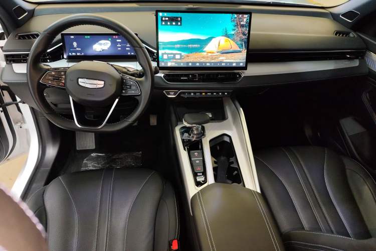 Used Geely Auto Preface 2025 Dongfang Yao 1.5TD Kunlun Edition