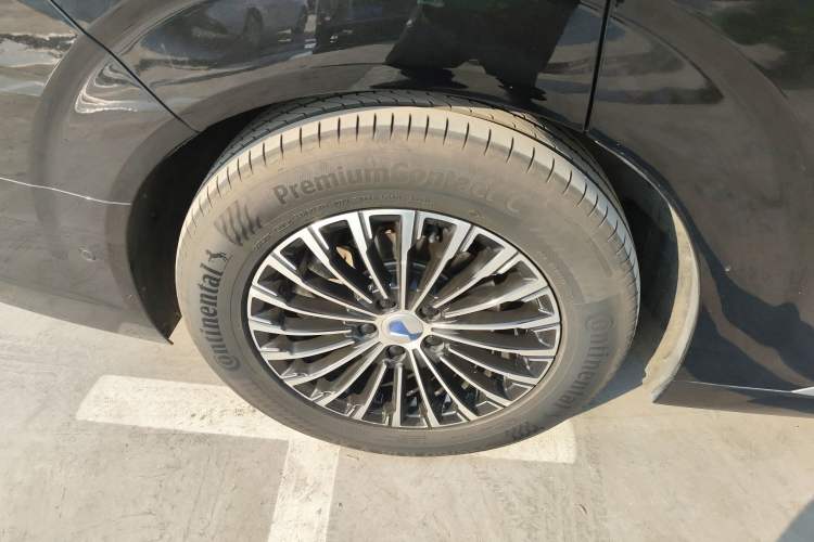 Used Denza D9 2022 DM-i 970 Four-Wheel Drive Flagship Model