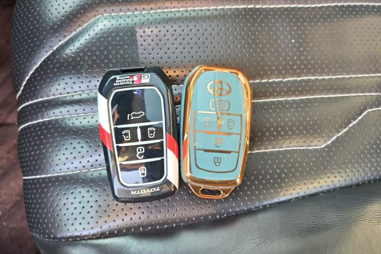 Used Toyota Sienna 2021 2.5L Hybrid Comfort Edition