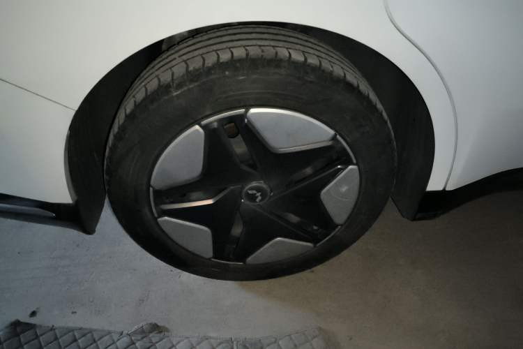 Used Wuling E5 2024 410 km Standard Version
