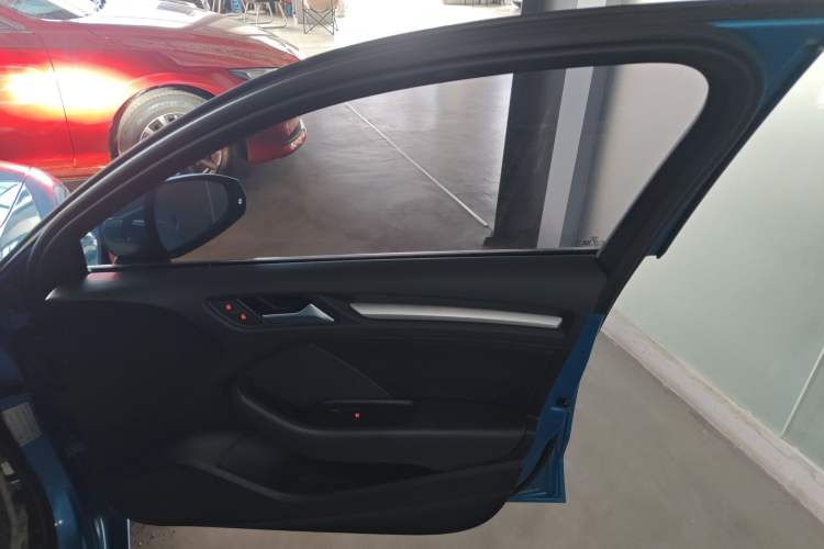 Used Audi A3 2016 Limousine 35 TFSI Ambition Edition