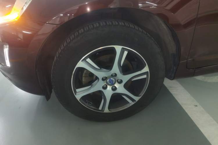 Used Volvo XC60 2014 T5 Zhiyi Edition
