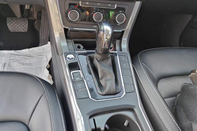 Used Volkswagen Passat 2017 1.8TSI DSG Government Procurement Version (CEA Engine)
