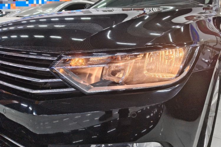 Used Volkswagen Magotan 2018 330TSI DSG Advanced Model
