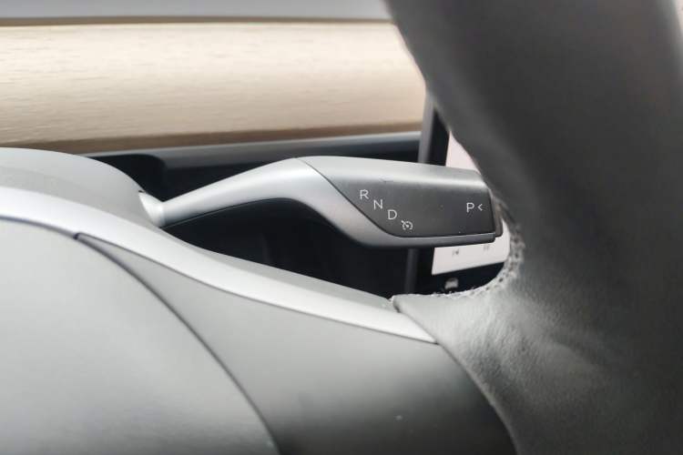 Used Tesla Model Y 2021 Long-Range All-Wheel-Drive Version
