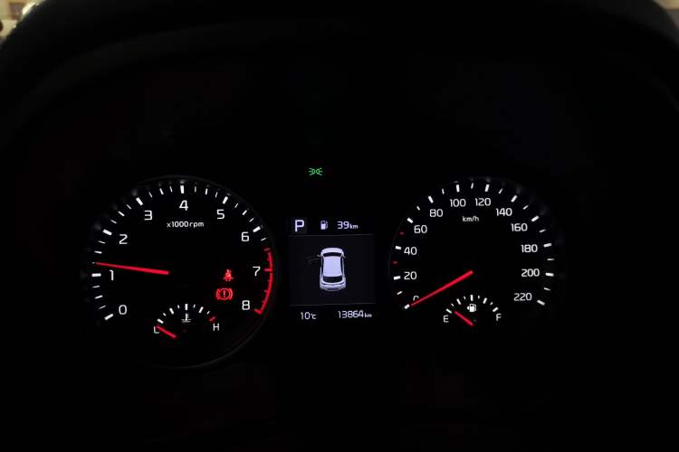 Used Kia kx1 Stonic 2021 1.4L CVT Sunroof Model
