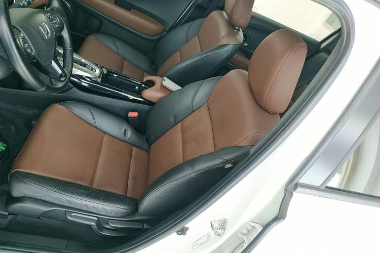 Used Honda XR-V 2017 1.8L VTi CVT Luxury Edition
