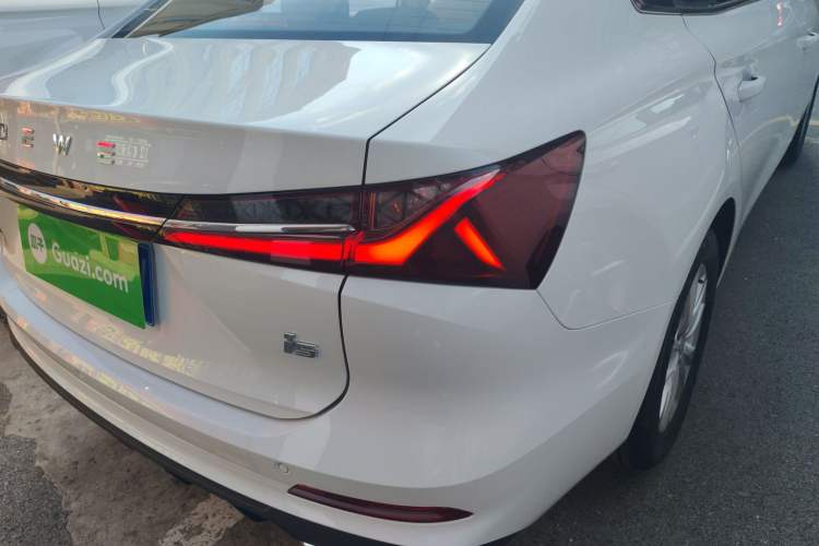 Used Roewe i5 2023 1.5L CVT Luxury Edition
