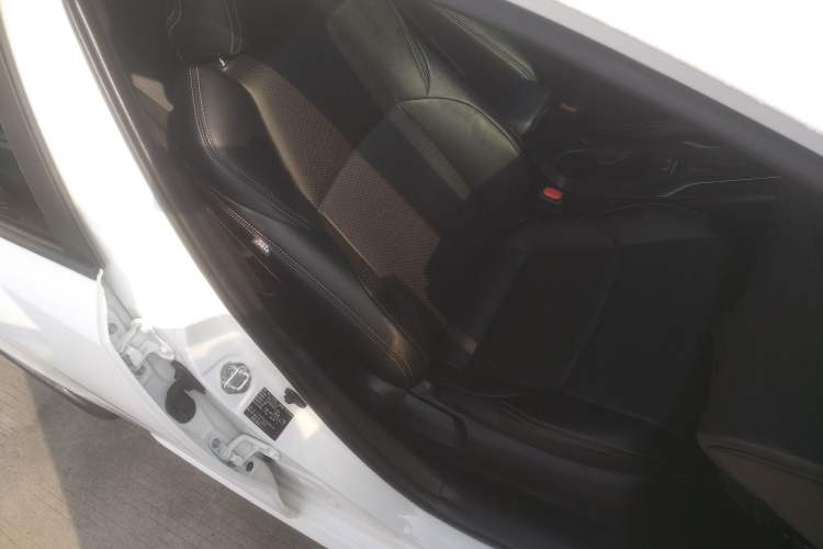 Used Toyota Levin 2022 185T CVT Luxury Edition
