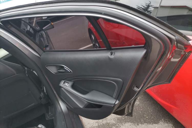 Used Mercedes-Benz GLA 2016 GLA 200 Fashion Model
