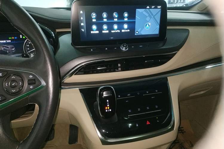 Used Buick GL8 2023 Land Executive Class 652T Luxury Model
