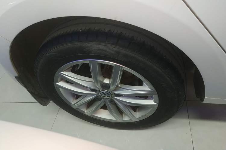 Used Volkswagen Golf 2019 200TSI DSG Comfort & Ambition Edition China VI Standard