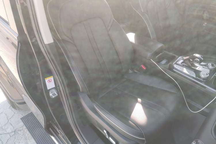 Used Tank 300 2021 City Edition 2.0T—Truly Stylish
