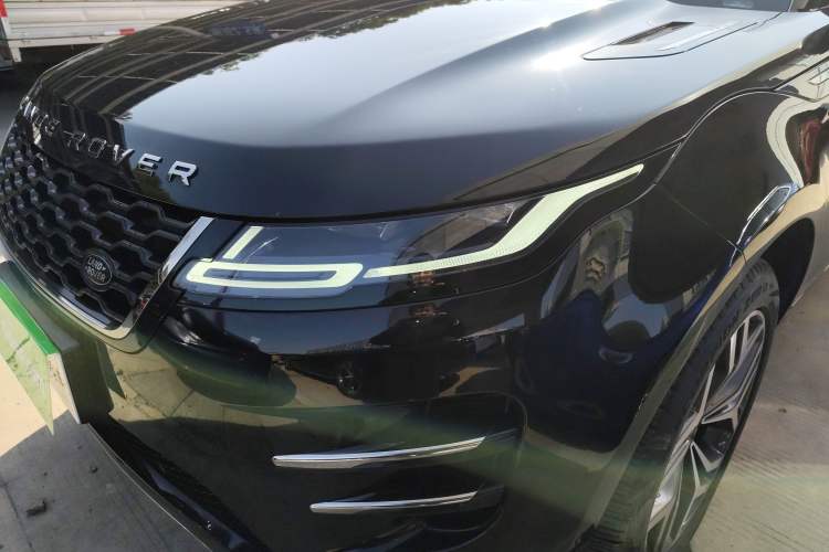 Used Land Rover Range Rover Evoque 2021 Range Rover Velar L 249PS R-Dynamic First Edition
