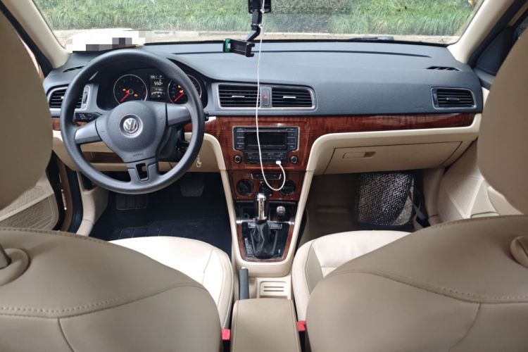 Used Volkswagen Lavida 2013 Restyled Classic 1.6L Automatic Comfort Edition
