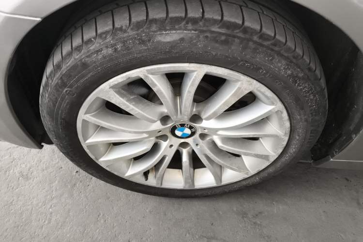 Used BMW 5 Series 2014 525Li Luxury Design Package
