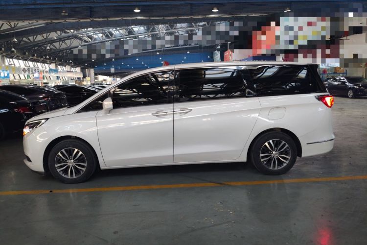 Used Buick GL8 2017 ES 28T Luxury Model China V Standard
