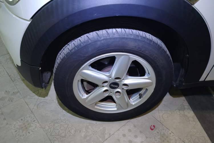 Used  Countryman 2011 1.6L ONE
