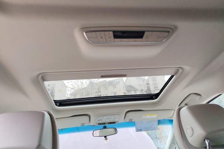 Used Buick GL8 2022 ES Landtrek 653T Comfort Edition
