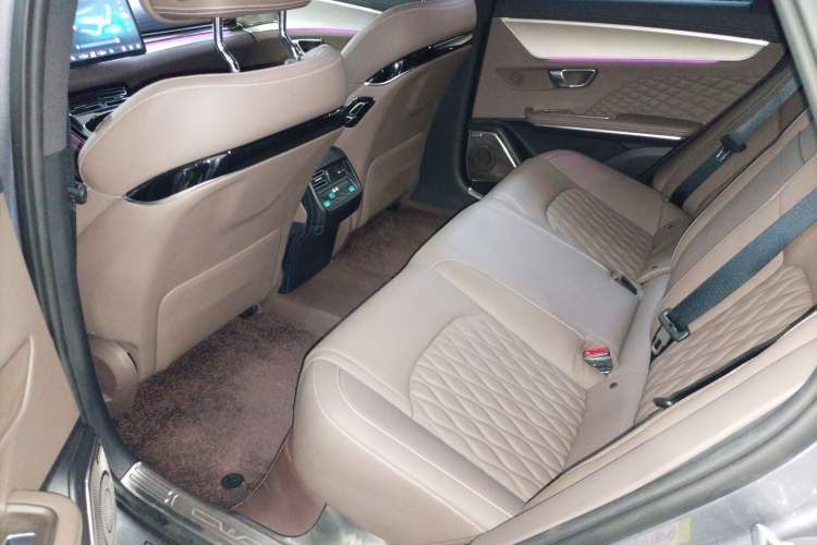 Used BYD Han 2024 EV Glory Edition 506KM Front-Wheel-Drive Premium Model
